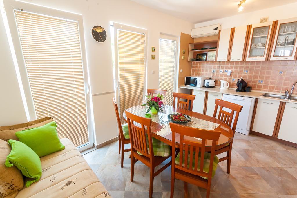 Apartments Mila Krimovice Kültér fotó